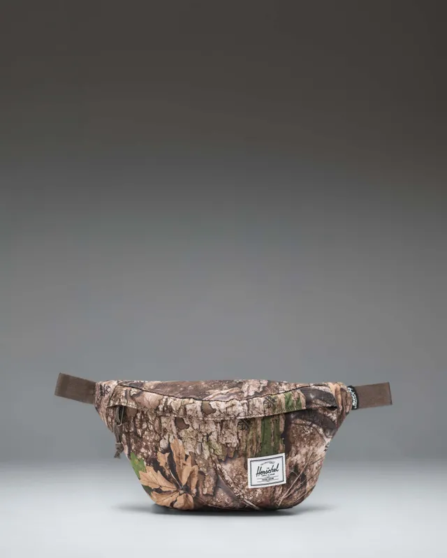 herschel-supply-realtree-classic-hip-pack-with-apx-camo image 1