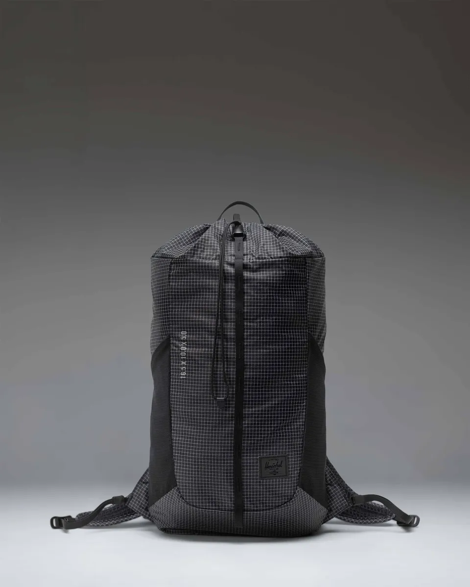 herschel-supply-ultralight-cinch-daypack-14l-ultralight-ripstop-hydration-ready- image 1