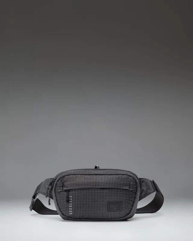 herschel-supply-ultralight-hip-pack-2l-performance-running-and-outdoor-waist-pac image 1