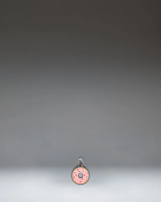 herschel-supply-donut-bag-charm-silicone-with-metal-keyring image 1