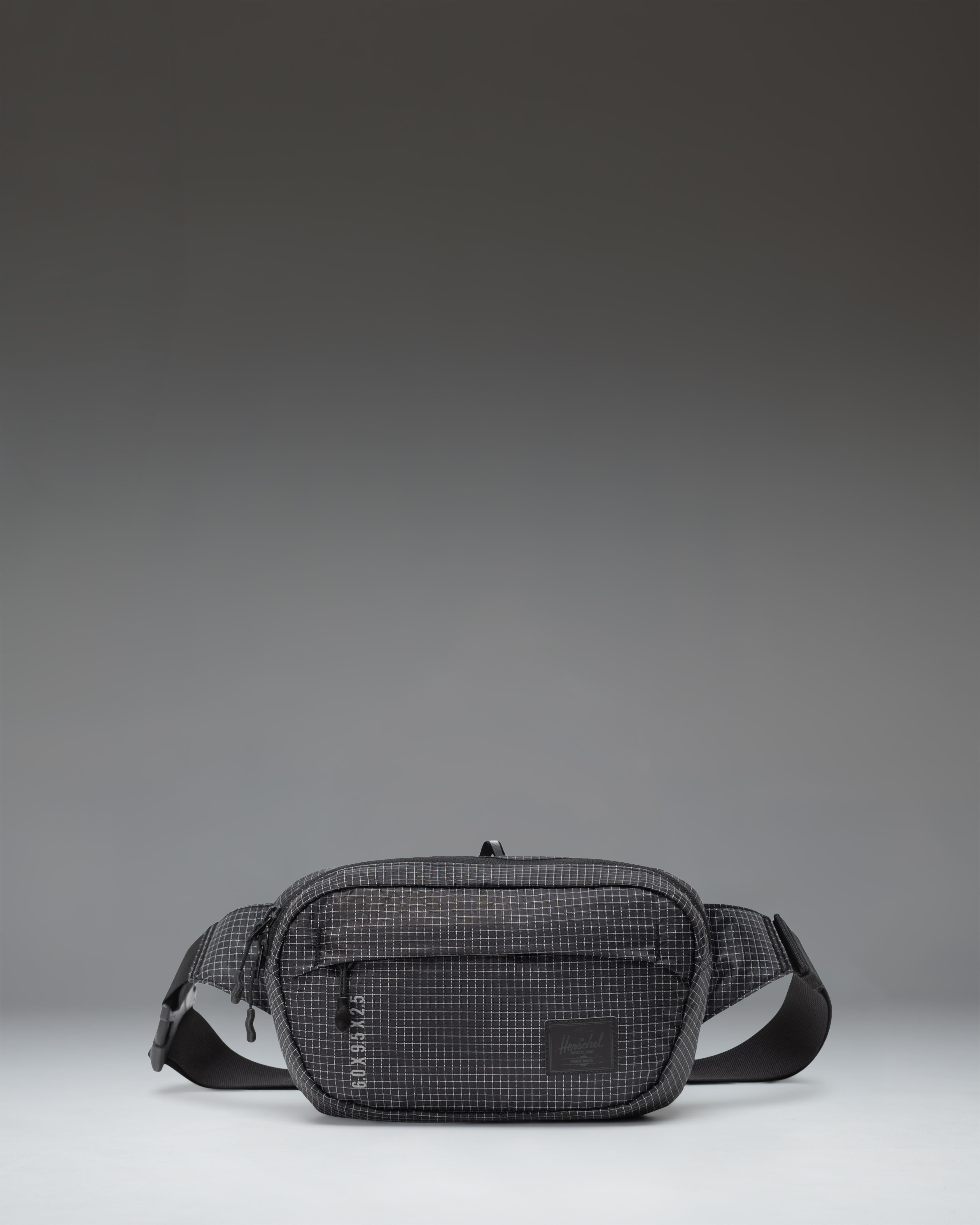 herschel-supply-ultralight-hip-pack-2l-performance-running-and-outdoor-waist-pac image 1