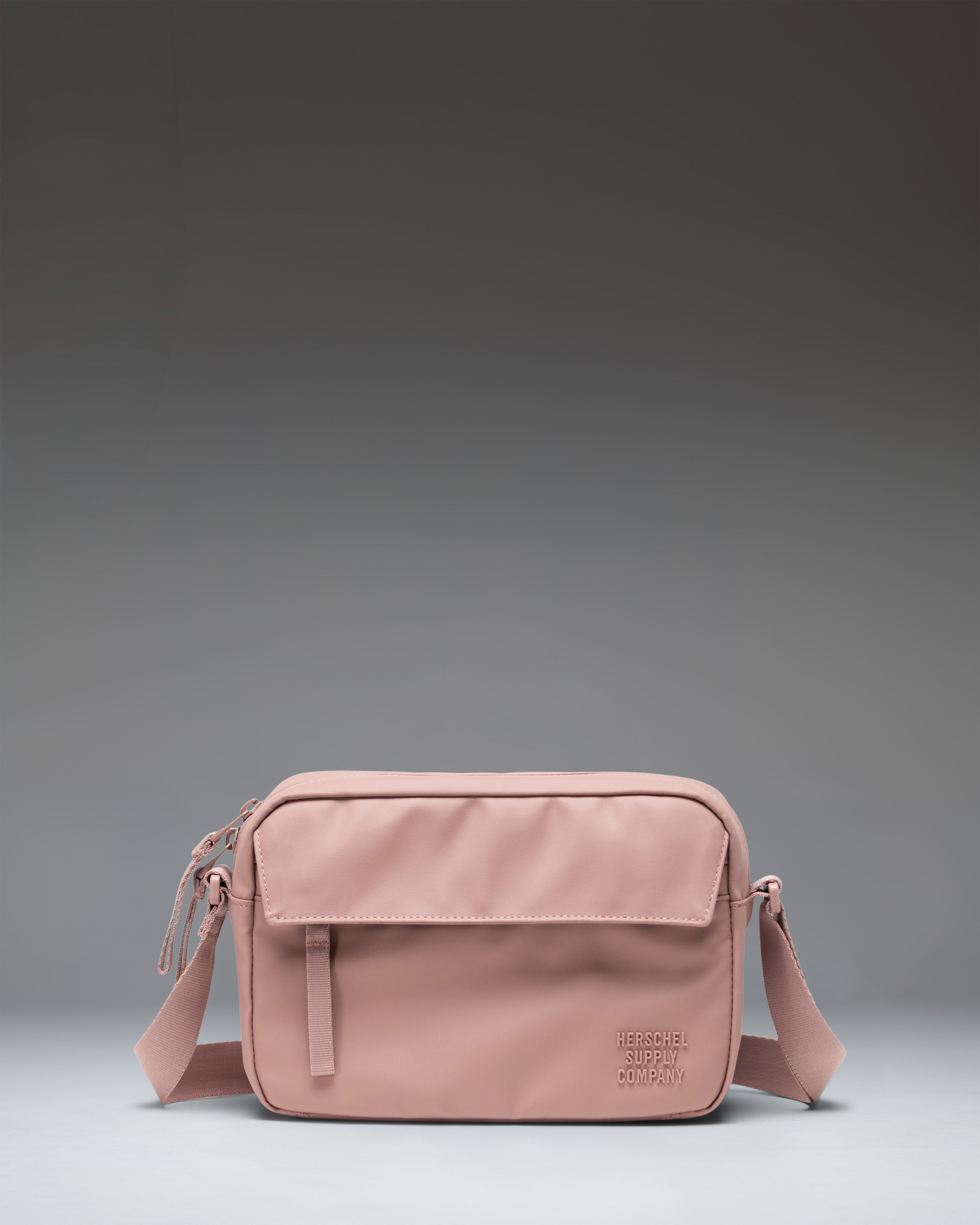 herschel-supply-alberni-crossbody-weather-resistant image 2