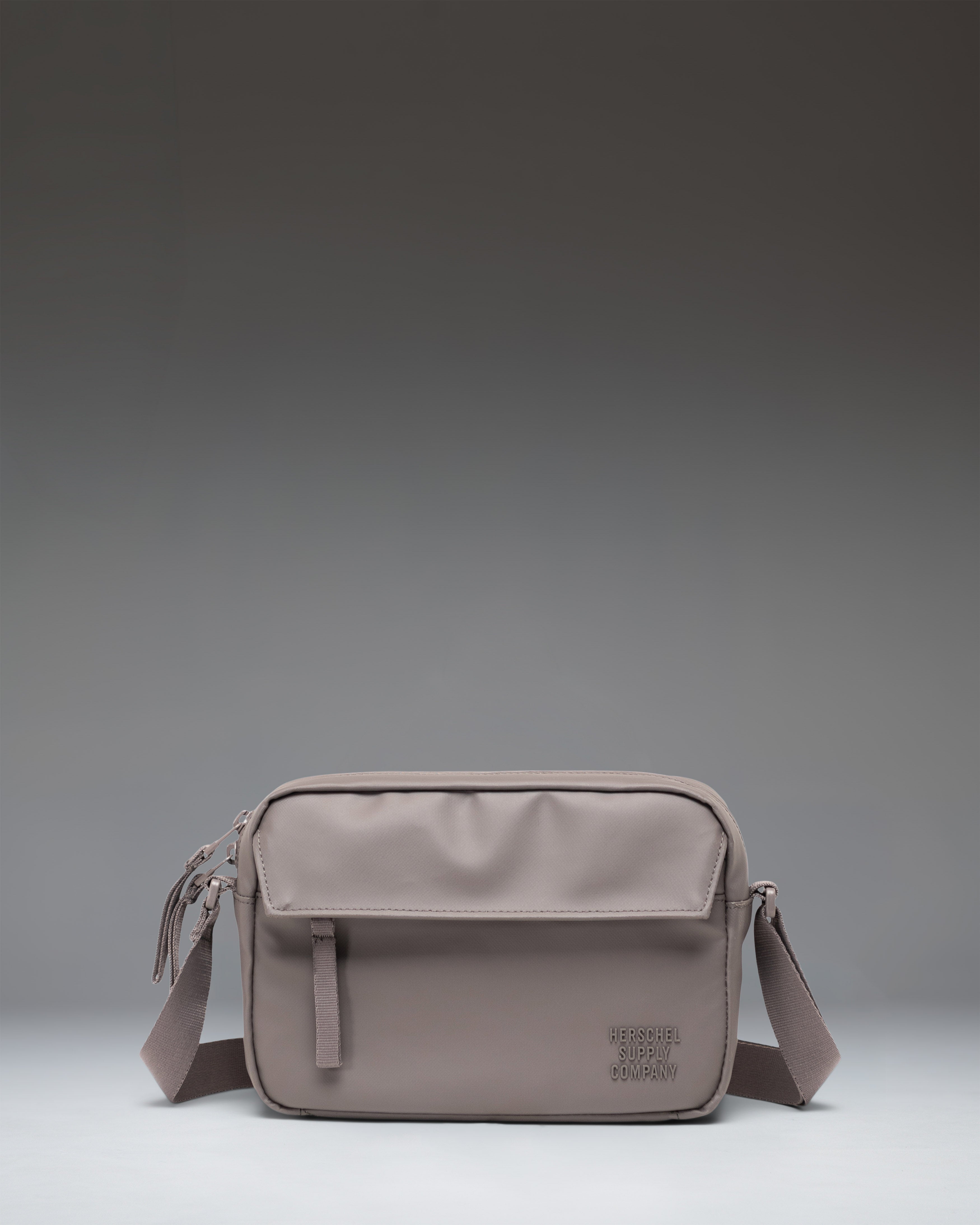 herschel-supply-alberni-crossbody-weather-resistant image 6