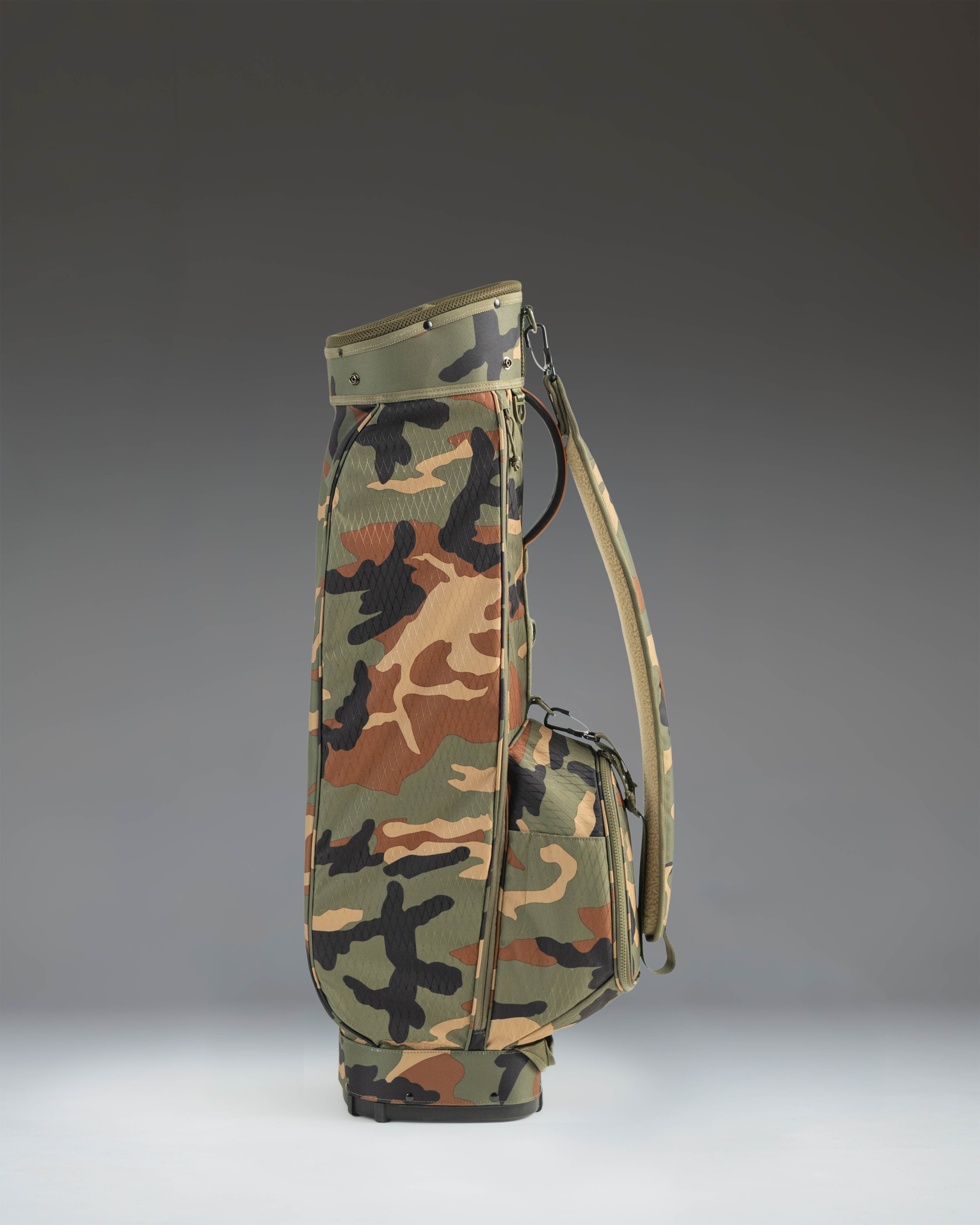 herschel-supply-watt-sunday-golf-bag-single-strap-3-way-top-multiple-pockets image 3