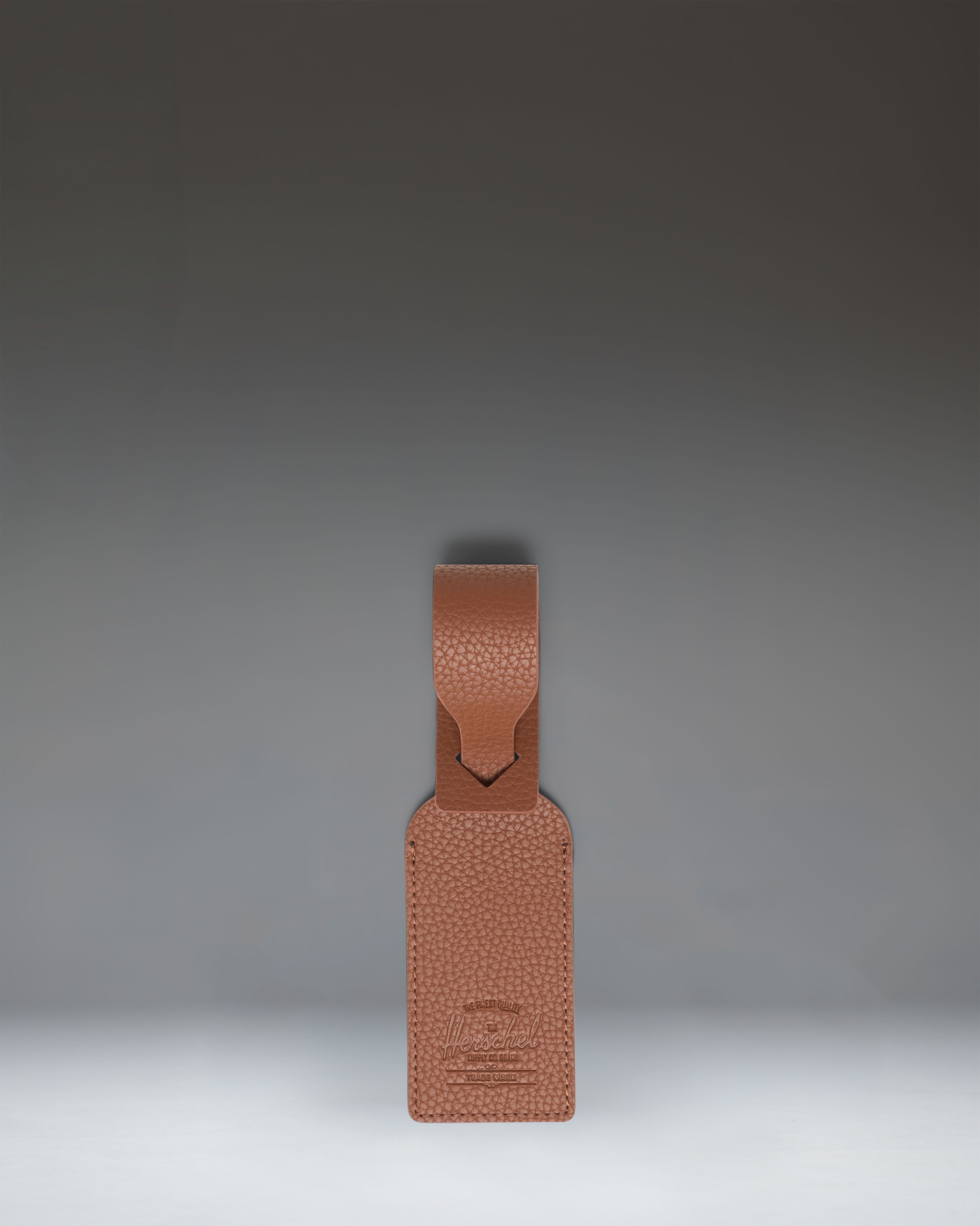 herschel-supply-luggage-tag-vegan-leather-pebbled-faux-leather-hidden-id-card image 3