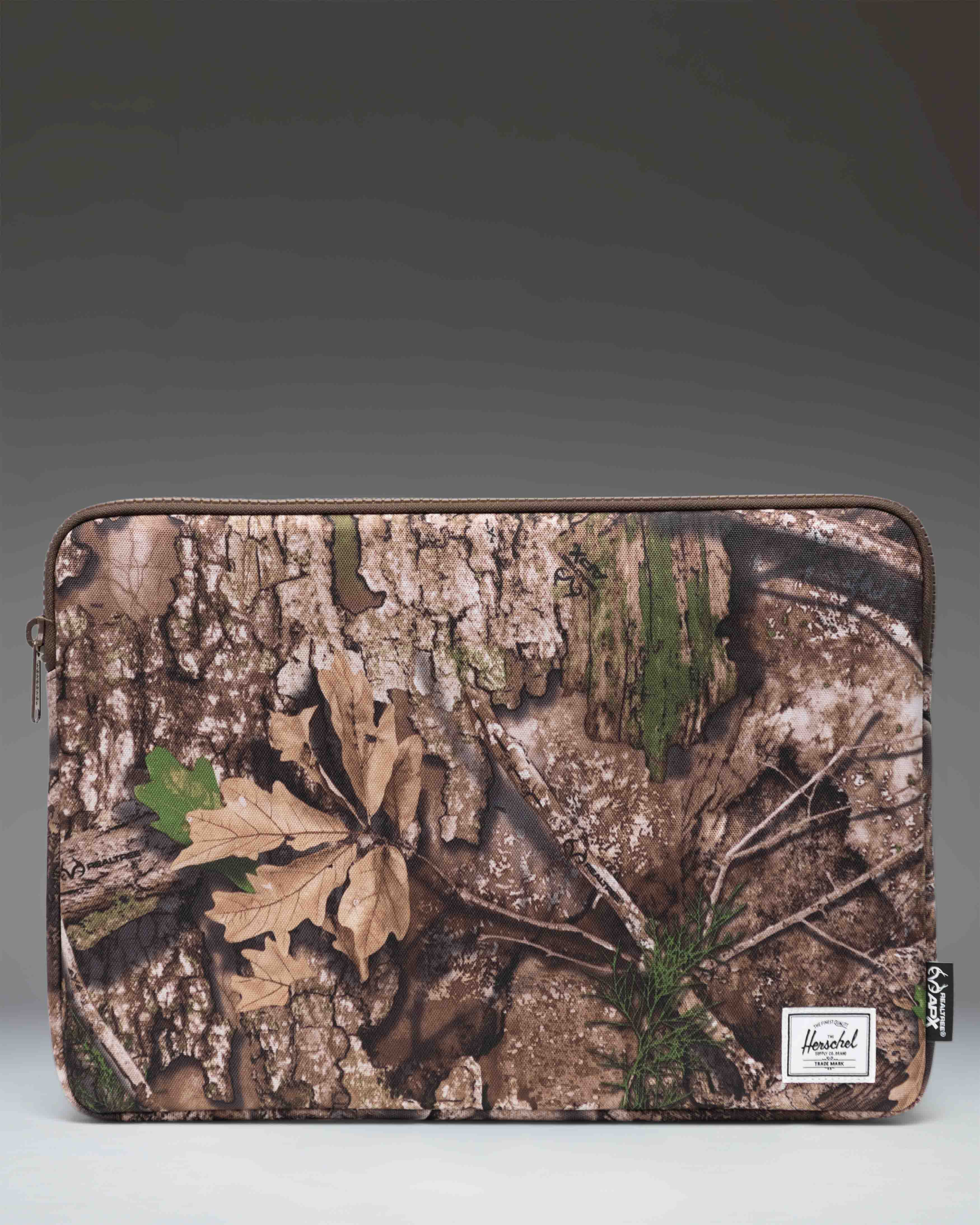 herschel-supply-realtree-anchor-15-16-inch-laptop-sleeve-fully-padded image 1