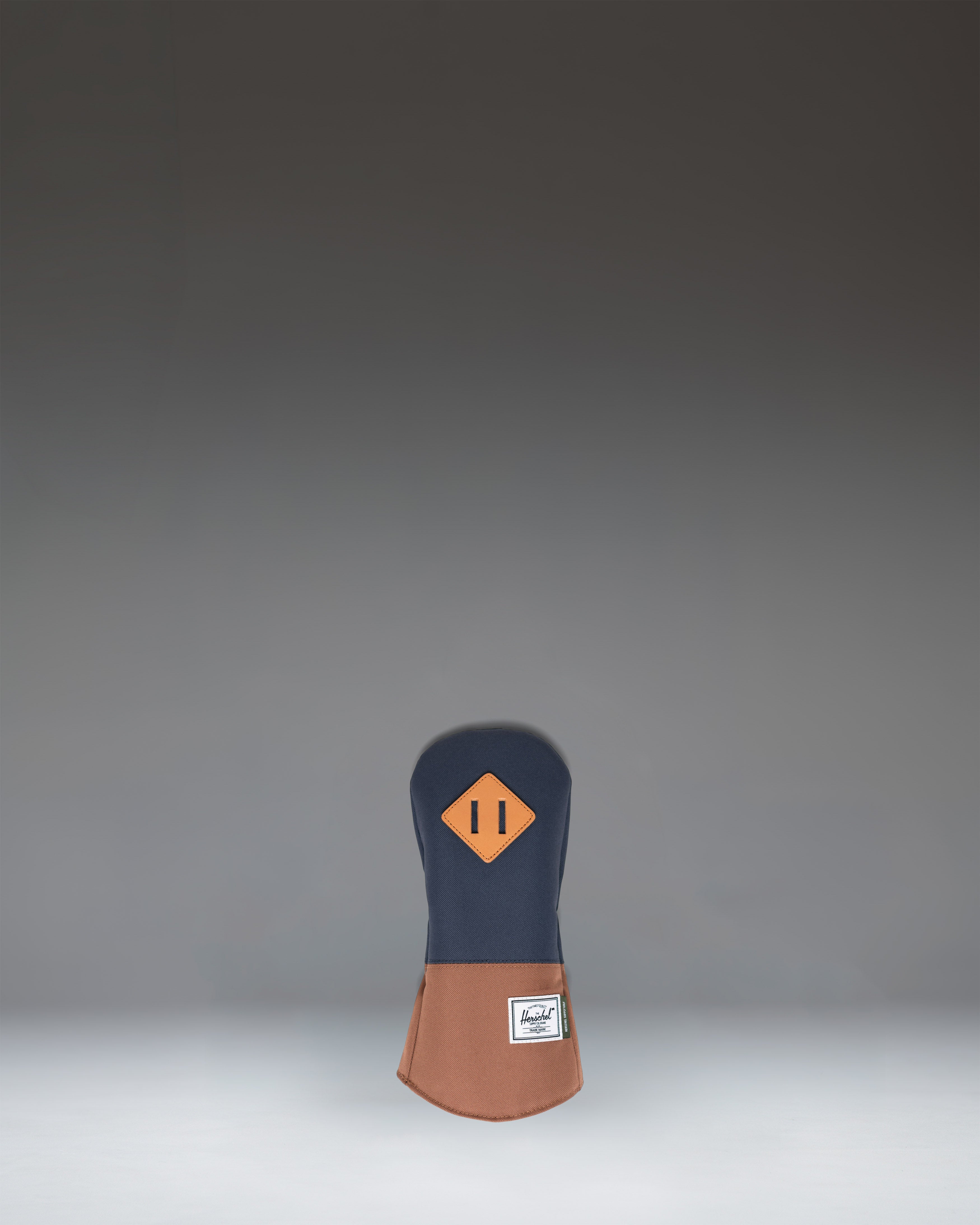 herschel-supply-heritage-fairway-wood-head-cover-sherpa-fleece-lining-golf-bag-s image 3