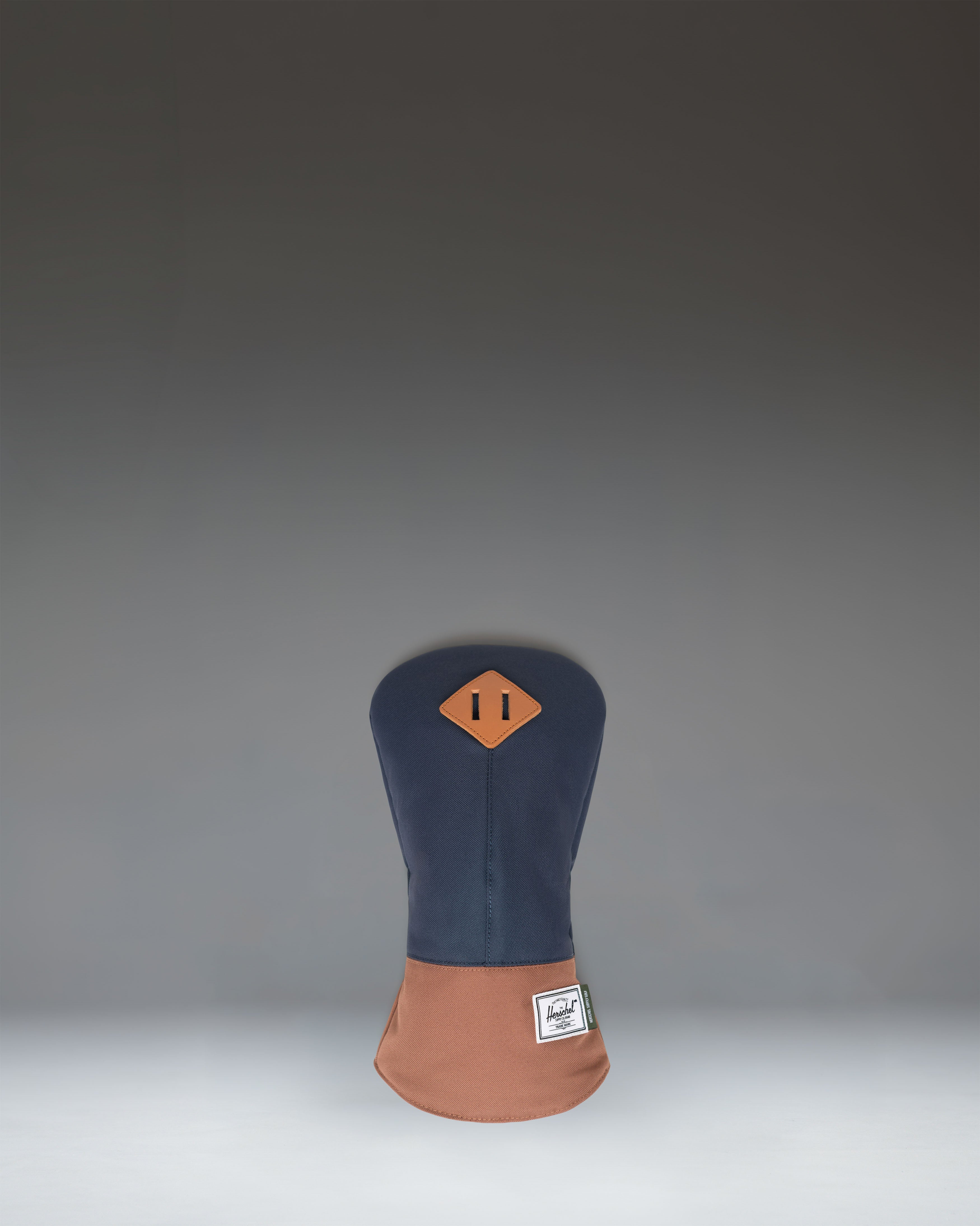herschel-supply-heritage-driver-head-cover-with-sherpa-lining image 3