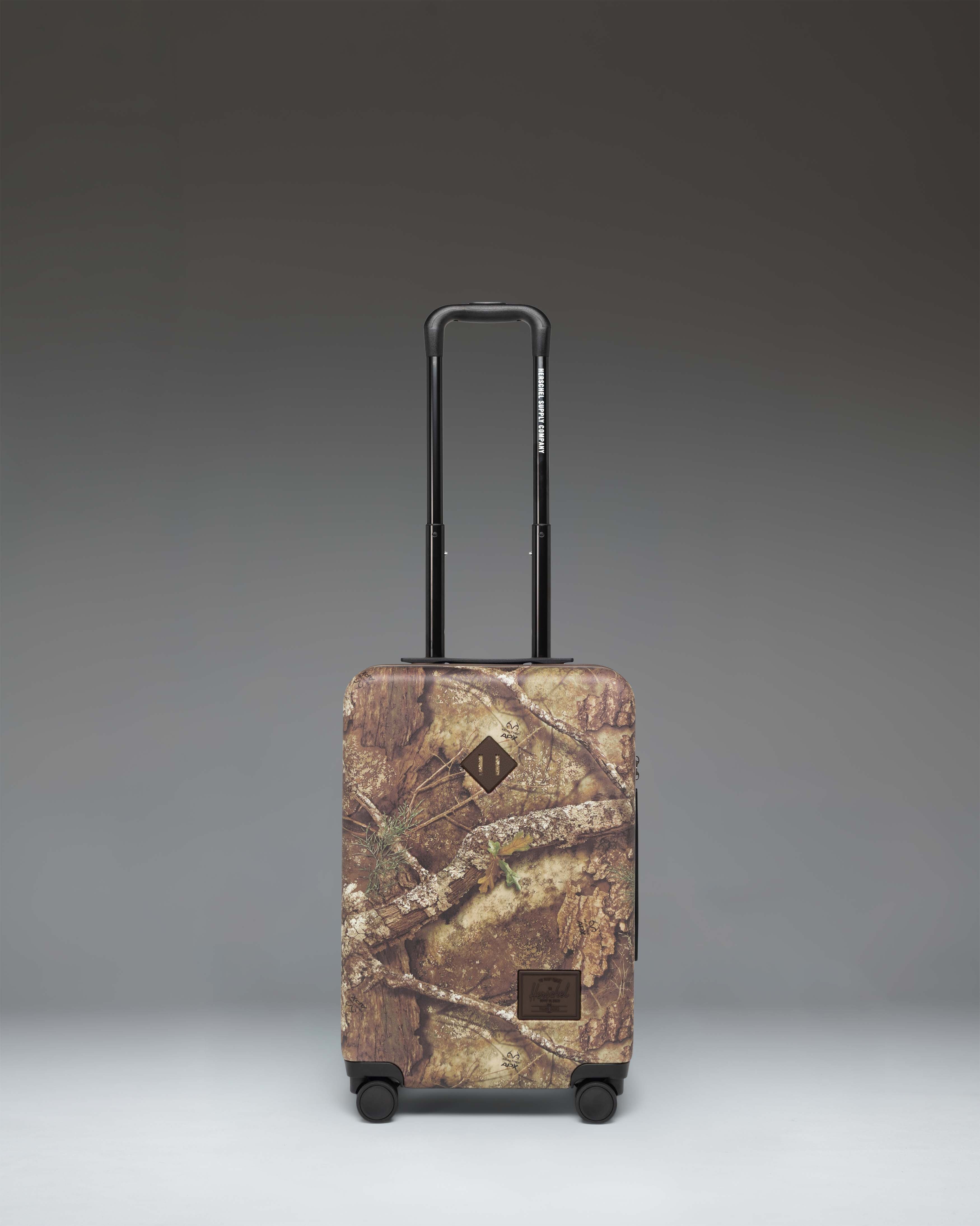 herschel-supply-heritage-large-co-luggage-with-realtree-apx-camo-carry-on-suitca image 2