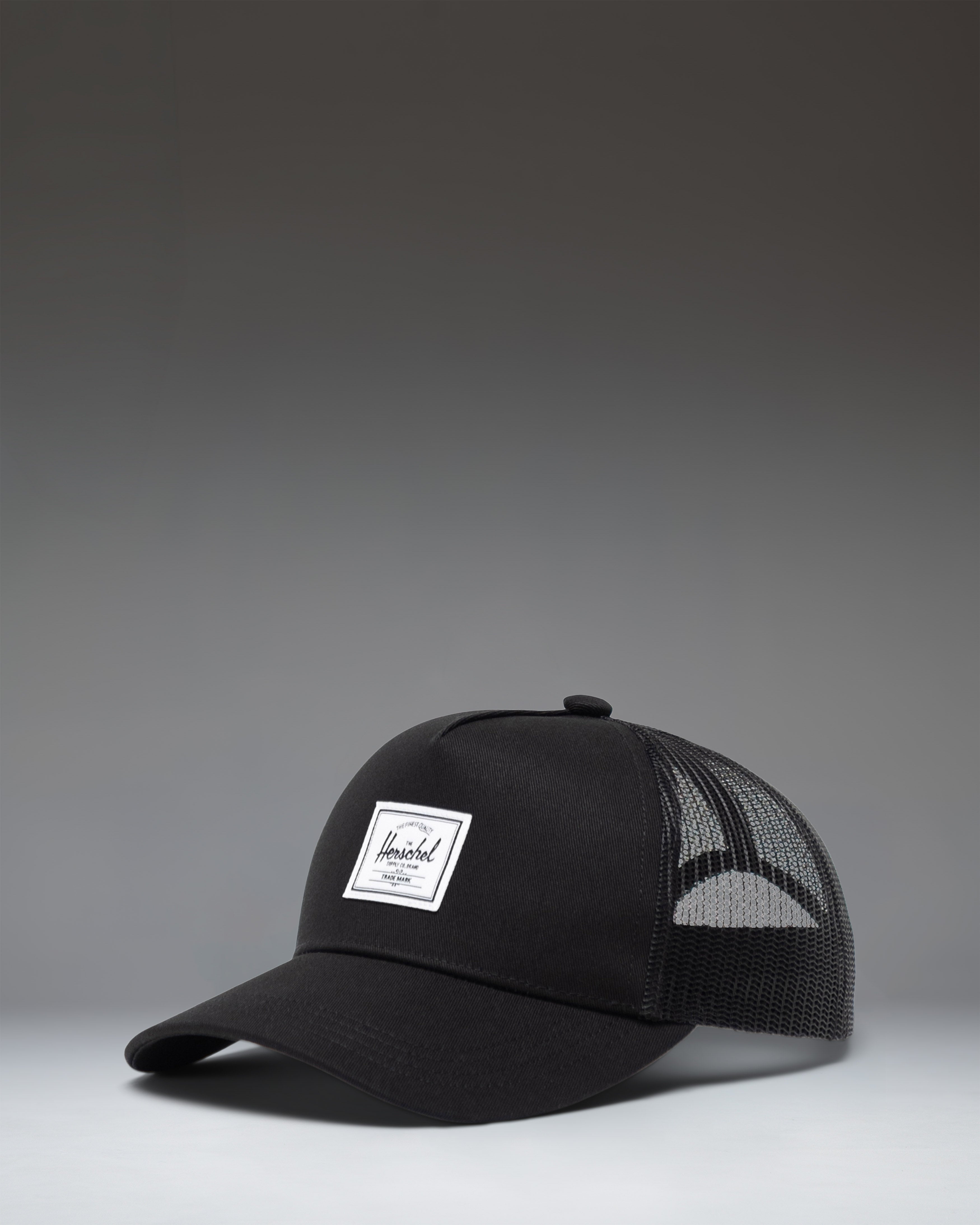 herschel-supply-whaler-cotton-mesh-kids-cap-lightweight-adjustable-hat image 1