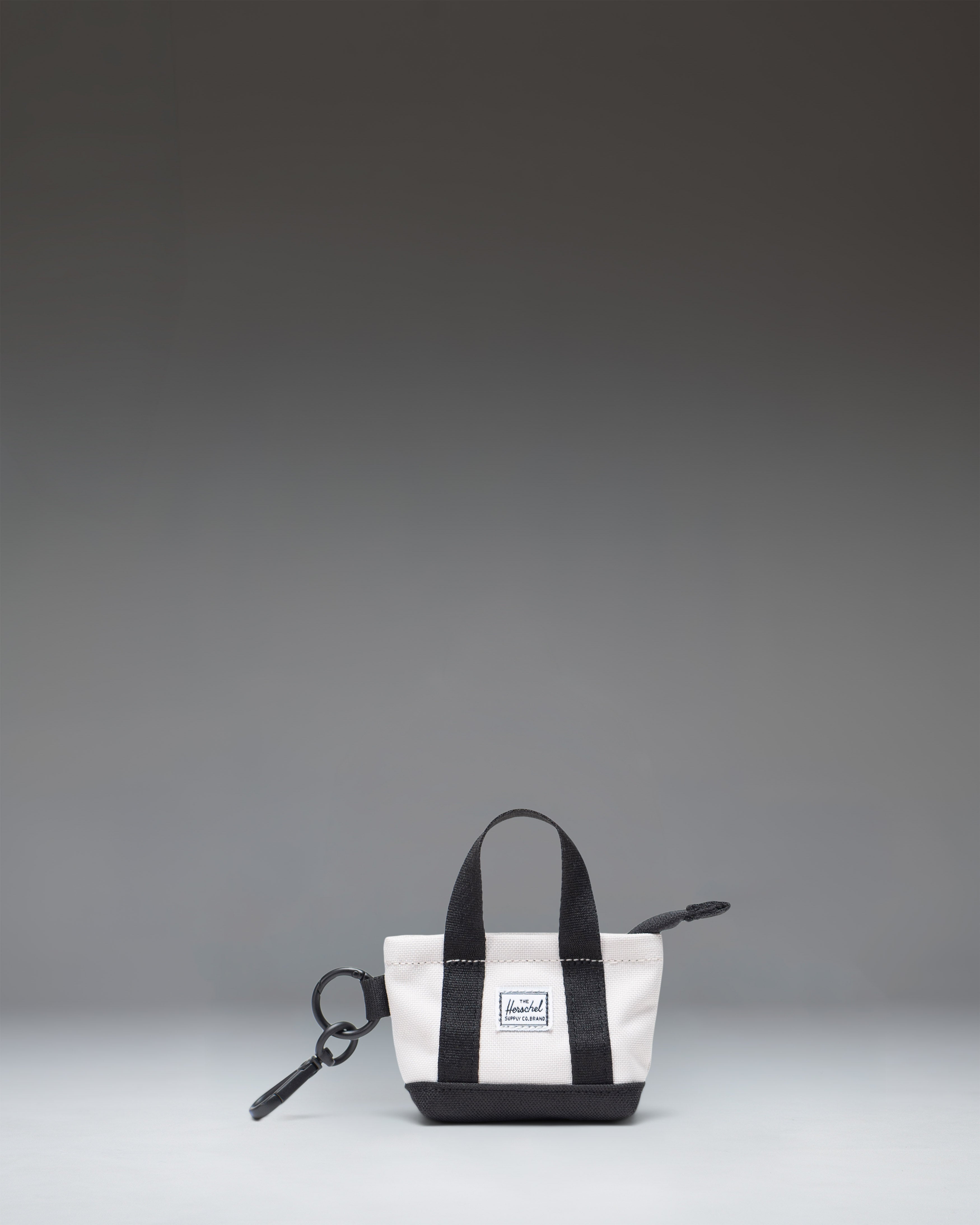 herschel-heritage-tote-bag-charm-mini-tote-with-metal-clip image 4