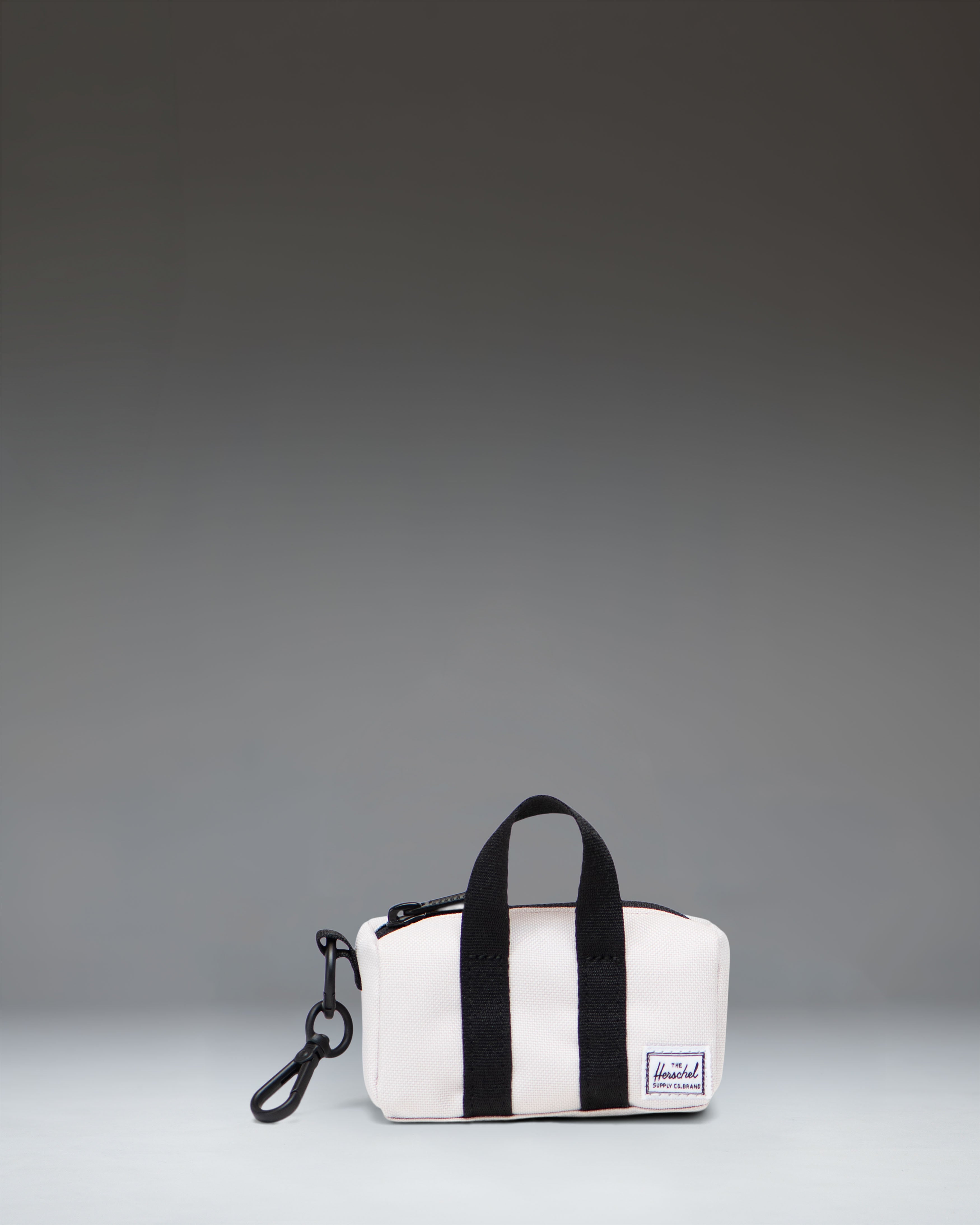 herschel-supply-novel-duffle-bag-charm-mini-duffle-keychain-with-metal-clip-zipp image 4