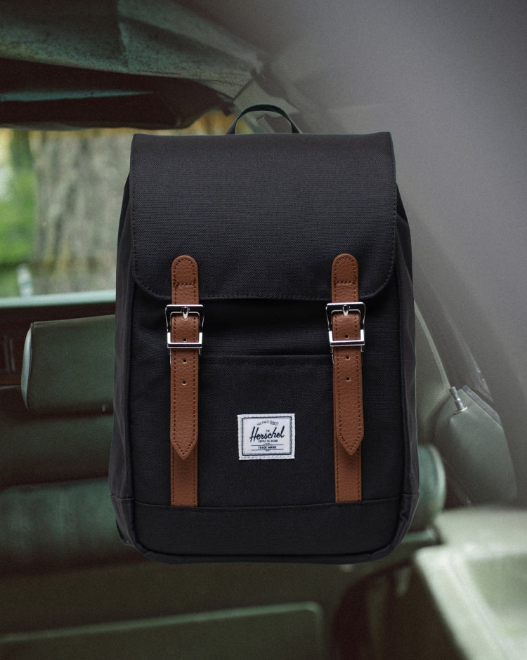 herschel-retreat-backpack-mini image 3