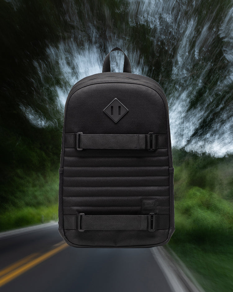 herschel-supply-fleet-skate-backpack-multi-purpose-with-skateboard-straps image 3