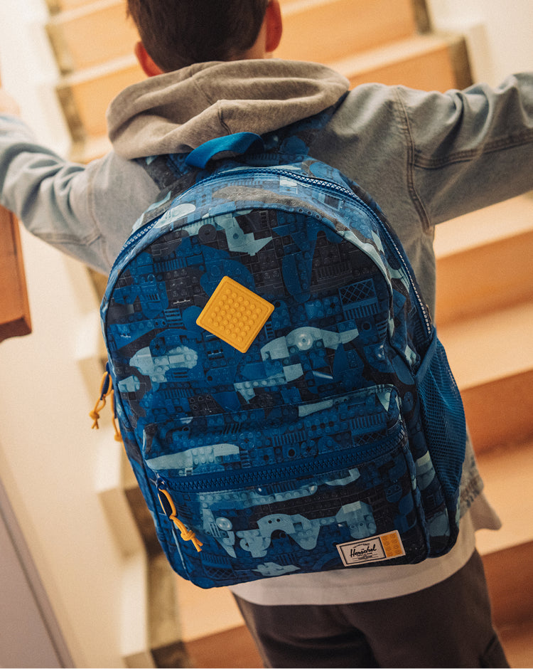lego-herschel-heritage-kids-backpack-ages-3-7-limited-edition image 3