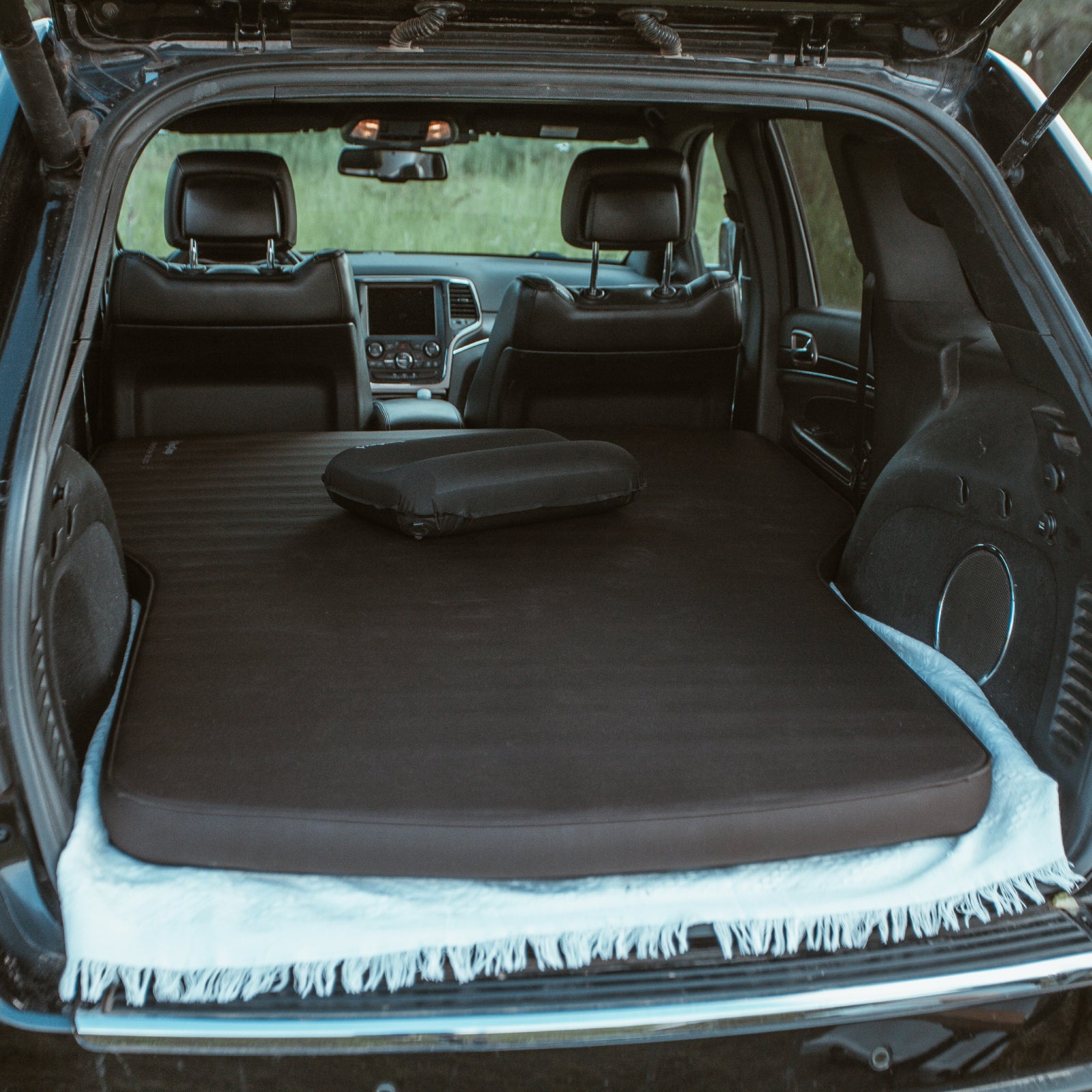 kingcamp-air-mattress-7-6-for-tesla-model-y-suvs-self-inflating-car-sleeping-pad image 2